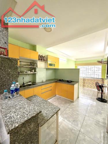 Bán Nhà Tân Phú,Trịnh Đình Thảo, sát mặt tiền, 4 Tầng, 3 phòng ngủ chỉ 4 tỷ 200 TL - 3