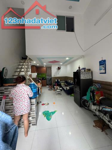 🔥 3.5 TỶ - NHÀ MỚI HẺM XE HƠI 5M - LÊ VĂN QUỚI, BÌNH TÂN - 32M2 - 4X8M - 2 TẦNG  - KHU - 1