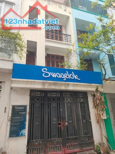 Nhà Phân Lô KĐT Văn Quán, Vỉa Hè Ô Tô Tránh, Kinh Doanh Văn Phòng, 84M2x4T Giá 19 Tỷ Hơn