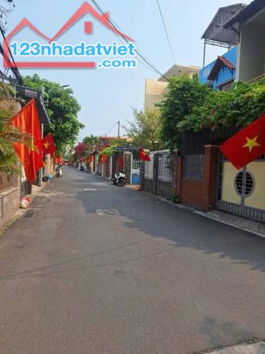 Bán nhà 3 tầng Thạch Lam 95m2 gần biển - Nhà đẹp, cho thuê tốt giá bán nhanh - 3