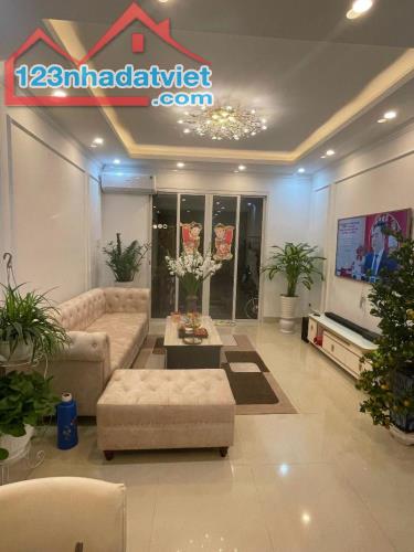 Hà Nội. Hàng hiếm Nguyên Khê Đông Anh 58m lô góc 3 tầng 4,45 tỷ