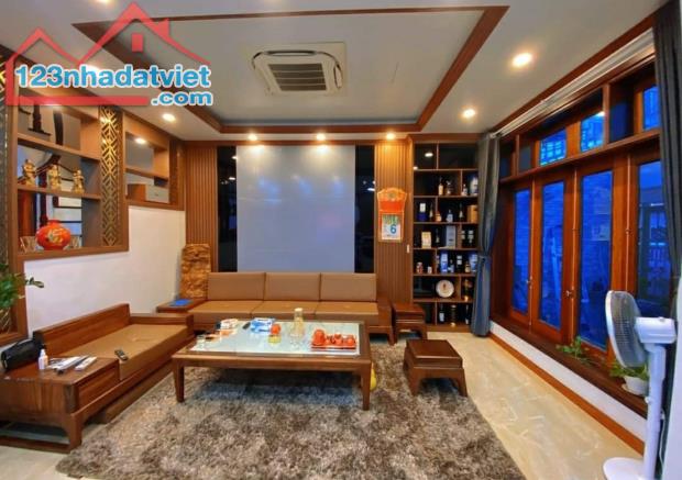 ĐẤT VÀNG PHÂN LÔ  HÀO NAM CẦN BÁN GẤP  DT61m2 LÔ GÓC Ô TÔ KINH DOANH - 1