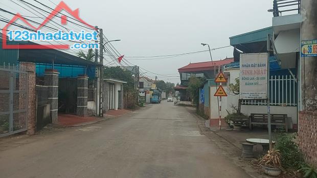 BÁN-ĐẤT - MẶT ĐƯỜNG KINH DOANH XÃ QUANG TIẾN (Sóc Sơn)-ĐƯỜNG TRƯỚC ĐẤT RỘNG 10M - 1