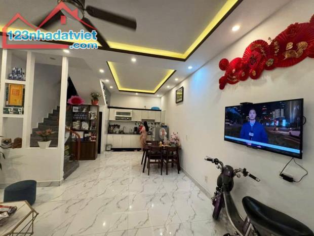 Mở bán Căn Nhà 3 Tầng tại Vọng Hải - P. Hưng Đạo - 3