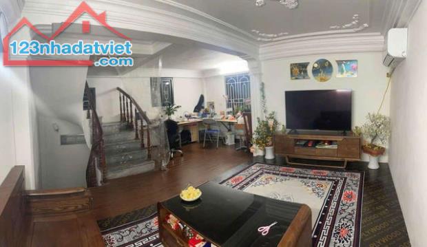 NHÀ MINH KHAI - GẦN PHỐ - NGÕ RỘNG - TIỆN ÍCH TIME CITY - 35M2 - 5 TẦNG - 7.6 TỶ