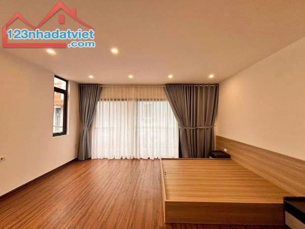 💜🌸NHÀ PHỐ VIỆT HƯNG 40M2X5T MT 5.3M CHÀO 7.6 TỶ - LÔ GÓC - 10M RA Ô TÔ - FULL NỘI THẤT🌸 - 1