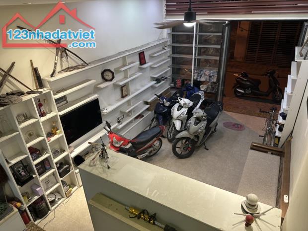 Bán nhà phân lô, vỉa hè ô tô dừng đỗ, 52m2 - Kim Đồng. Ở ngay - 4
