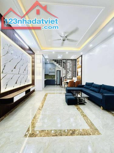 Bán nhà 5 tầng mới đẹp ngõ 296 Minh Khai, Hoàng Mai – 45m² – Giá 8 tỷ – Gần phố