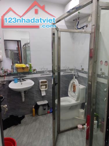Bán nhà 3 tầng sạch đẹp về ở luôn Trần Bá Lương, Dương Kinh - 3