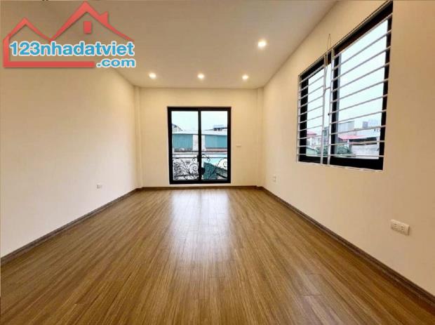 Bán nhà 70m², 6 tầng, 4PN, 5WC, Long Biên - 8.9 tỷ - 1