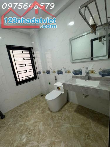 Bán nhà Quan Nhân 45m Lô góc gần phố mặt tiền rộng kinh doanh giá hợp lý - 2