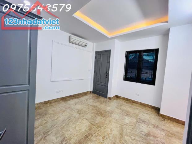 Bán nhà Quan Nhân 45m Lô góc gần phố mặt tiền rộng kinh doanh giá hợp lý - 3