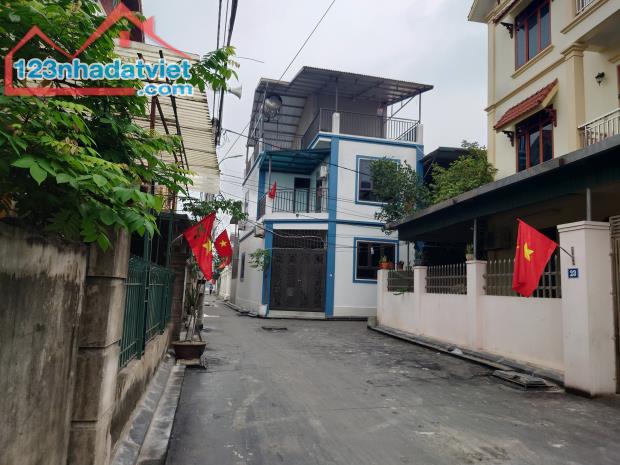 Bán nhà 3 tầng 50m2 Giá 4.5 tỷ, khu dân trí cao, vào ở luôn