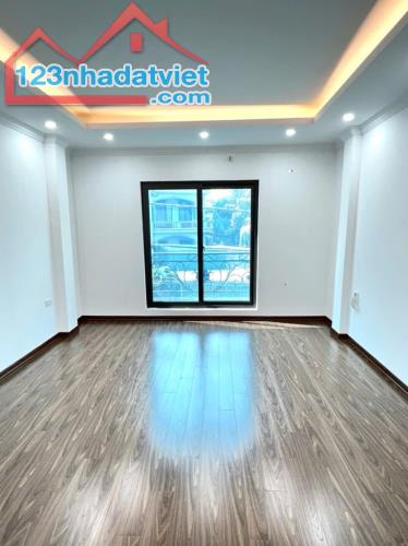 Bán nhà 3 tầng 50m2 Giá 4.5 tỷ, khu dân trí cao, vào ở luôn - 3