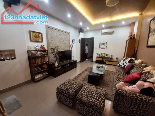 🔥 Nhà HXH Ba Vân – hàng hiếm, DT: 4 x 17m, 3 tầng, chỉ:9.9 tỷ TL - 3