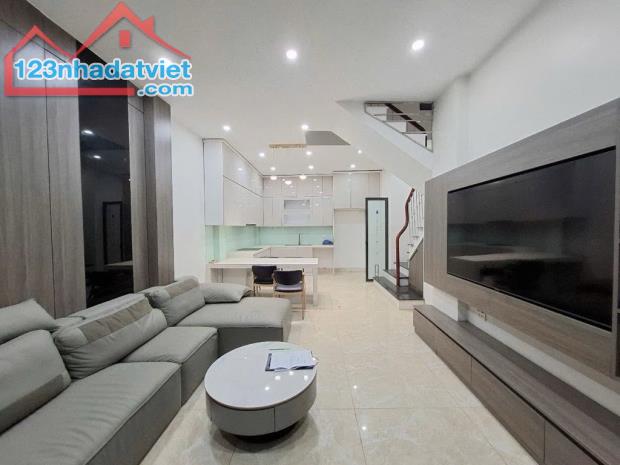 🏡 NHÀ ĐẸP PHÚ MỸ - MỸ ĐÌNH – 10M RA Ô TÔ – GẦN HỒ – 43M2 – GIÁ 9.3 TỶ - 2
