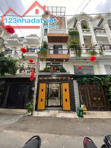 Bán nhà mới 100%, DTSD: gần  340M2 sàn - 4PN-5WC – Full nội thất - 6,2 Tỷ Bớt Lộc