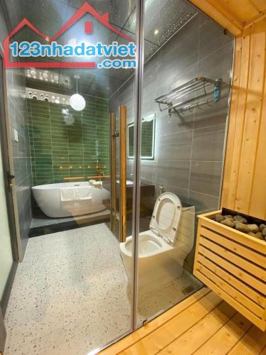 Bán nhà mới 100%, DTSD: gần  340M2 sàn - 4PN-5WC – Full nội thất - 6,2 Tỷ Bớt Lộc - 4
