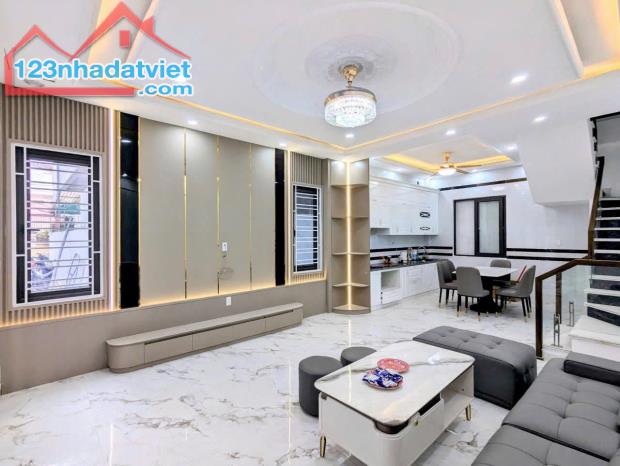 Bán nhà đường Hồ sen- Nguyễn Công Trứ- Hàng Kênh chỉ 3.8 tỷ