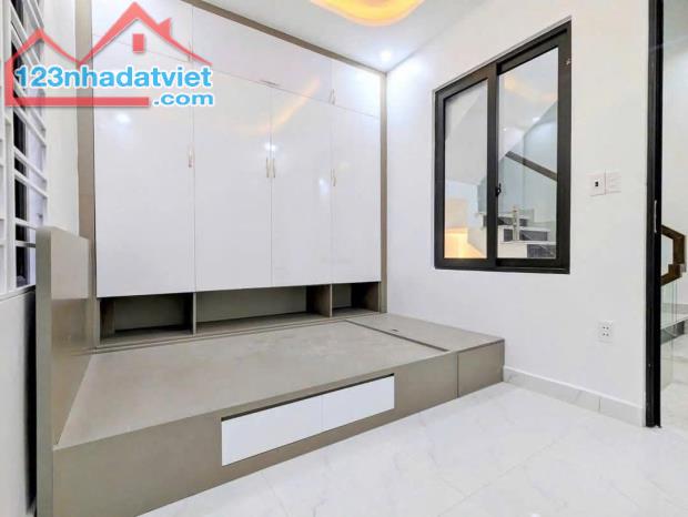 Bán nhà đường Hồ sen- Nguyễn Công Trứ- Hàng Kênh chỉ 3.8 tỷ - 5
