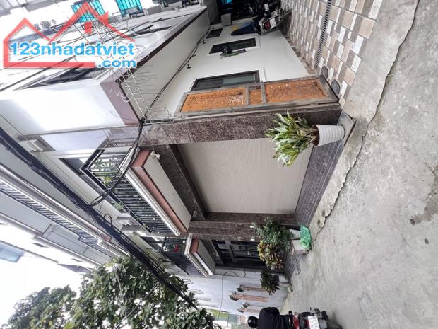 Tây Hồ- Ô tô- Ngõ thông- 5 tầng mới- 35m sổ vuông- 7 tỷ - 1