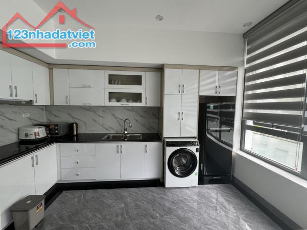Cho thuê căn hộ 2 phòng ngủ tại Vinhomes Marina - 1