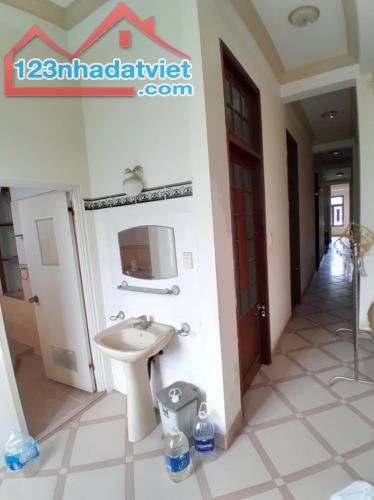 # Nhà 2 Mặt tiền Trần Hưng Đạo, View Sông Hàn, 125m2, 3 mê suốt, 7PN, móng 5 tầng - 1