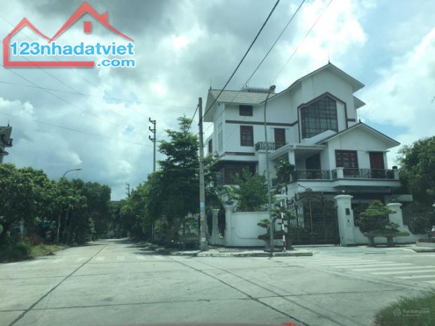 Cơ hội sở hữu lô đất 100m2 tại KĐT Đức Dương vị trí đẹp, giá đầu tư
