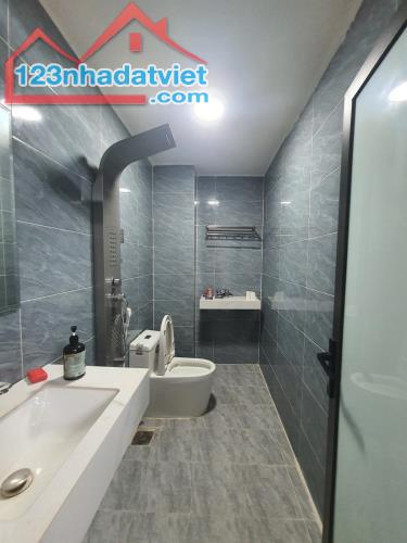 BÁN NHÀ MẶT PHỐ TỈNH LỘ 10 - BÌNH TÂN - 4 TẦNG - 84M2 - 11 TỶ - SỔ HỒNG CHÍNH CHỦ - 3