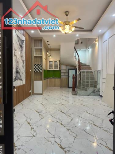 Nhà Đẹp - Ở Ngay - Gần Phố - Bạch Mai - Hai Bà Trưng - Dt :36m2/4tầng/4mMT*nhỉnh 6 tỷ - 5