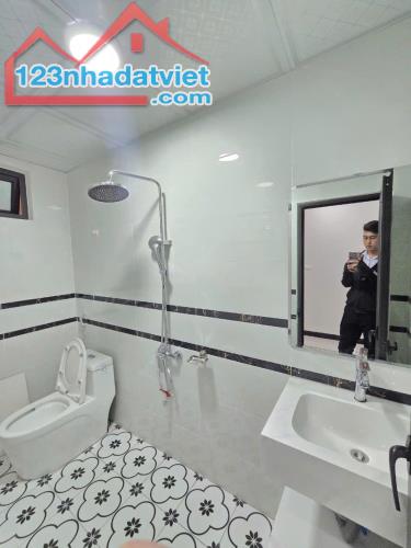 NGÔ QUYỀN--3 TẦNG--Ở NGAY----GIÁ HOA HẬU---7,8 TỶ