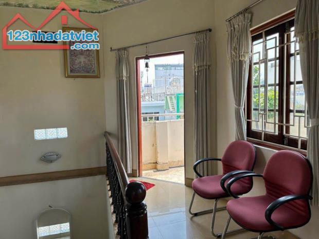 TT Q7- HUỲNH TẤN PHÁT- BIỆT THỰ GÓC 2 MẶT TIỀN -DT SỬ DỤNG 300m2 CHỈ 14 TỶ LH: 0849131413