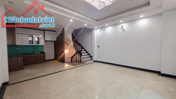 Bán nhà 4 tầng Cầu Am, 48m², 4PN, gần Phố Lụa, giá nhỉnh 7 đồng