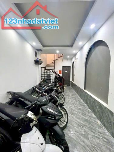 Nhà đẹp dân xây Ba Đình - Vừa ở vừa cho thuê - 8 phòng khép kín