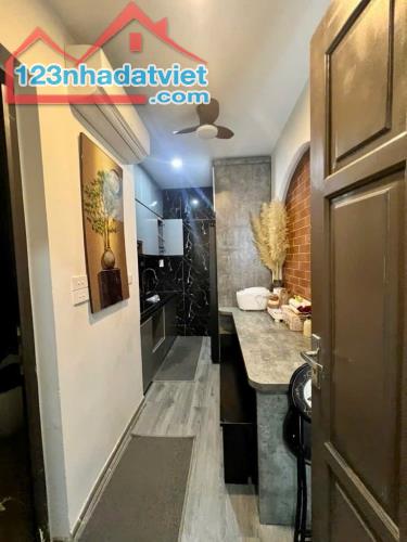 Nhà đẹp dân xây Ba Đình - Vừa ở vừa cho thuê - 8 phòng khép kín - 3