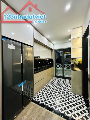 Bán căn Góc 2 mặt View đẹp tại CT3B bắc Linh Đàm TK 68m - 3pn - 2vs - 2