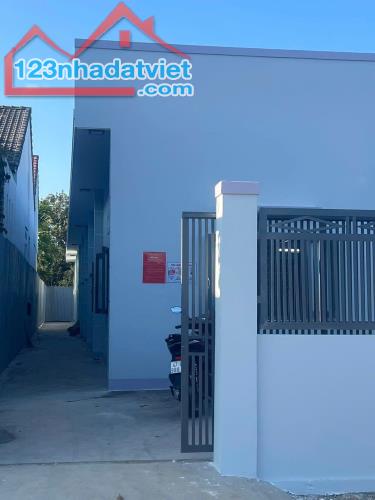 CẦN BÁN DÃY 6 PHÒNG TRỌ ĐANG CHO THUÊ,GIÁ CHỈ 750 TRIỆU,266m2 - 2