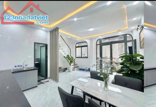 BÁN NHÀ MỚI Phan Đình Phùng - P.1 - TP ĐÀ LẠT - 4.2 TỶ