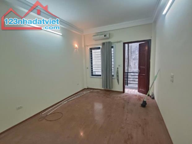 BÁN NHÀ NGỌC HỒI, HOÀNG MAI, Ô TÔ VF3 ĐỖ CỬA, 30M RA PHỐ, SD 46M2, 8.8TỶ(CTL) - 2