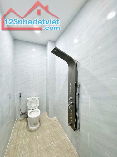 Nhà mới xây 1 trệt 1 lầu 2.35 tỷ/69 m2 gần trường học Tân Bửu - 3
