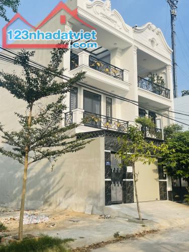 HOT! RA HÀNG ĐẸP DỰ ÁN ĐÔNG DƯƠNG, PHÚ HỮU – BIỆT THỰ, NHÀ PHỐ GIÁ TỐT NHẤT KHU VỰC - 2