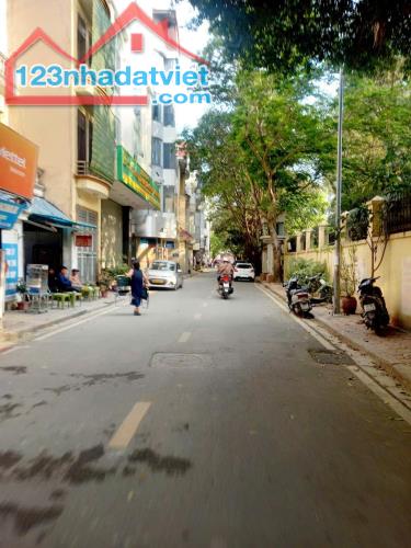 PHÂN LÔ NGUYỄN VĂN HUYÊN, CẦU GIẤY, NGÕ THÔNG, 2 THOÁNG, Ô TÔ TRÁNH, VỈA HÈ, CHỈ 27.8 TỶ
