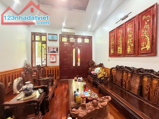 PHÂN LÔ NGUYỄN VĂN HUYÊN, CẦU GIẤY, NGÕ THÔNG, 2 THOÁNG, Ô TÔ TRÁNH, VỈA HÈ, CHỈ 27.8 TỶ - 2