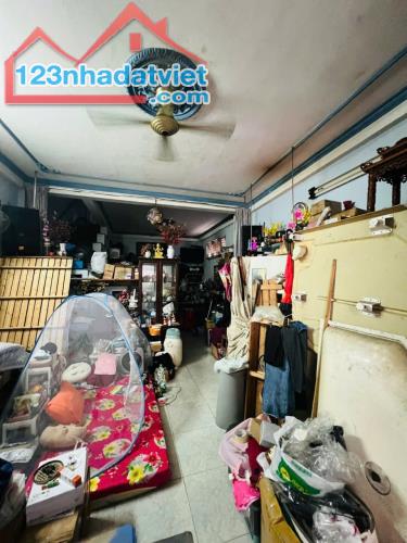Nhà rộng 3 tầng, cạnh Etown Cộng Hòa, 5.4 tỷ - 1