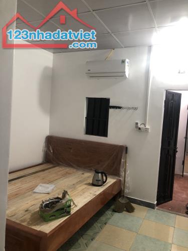 CHÍNH CHỦ CẦN CHO THUÊ PHÒNG KHÉP KÍN Số Nhà :153 khu 2 Đừơng Đinh Tiên Hoàng - phường - 2