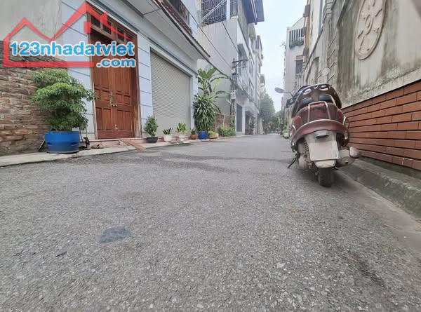 Bán Đất Thượng Thanh, Đức Giang. 55m nở hậu, oto tránh chỉ hơn 9 tỷ. LH 0936123469 - 1
