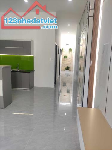 Siêu phẩm nhà MT Đông Thạnh 5, Hóc Môn, .DT:74m2 .Giá chỉ 4.5 tỷ (TL) - 4
