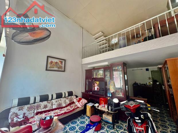 BÁN ĐẤT TẶNG NHÀ CẤP 4 HẺM OTO PHƯỚC HẢI, NHA TRANG
