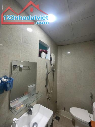 🌺 Bán nhà 2 tầng gần Vòng Xoay Nguyễn Đức Cảnh, phường Phước Long, TP Nha Trang. Giá chỉ - 2