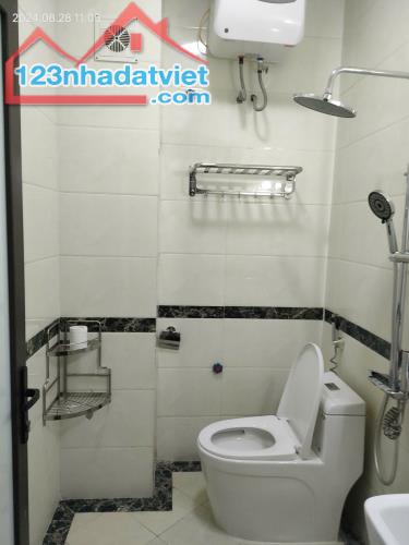 Bán gấp giá rẻ thang máy Đê Trần Khát Chân 34m, 6 tầng, mặt tiền 3.4m, 9 tỷ Hai Bà Trưng. - 3